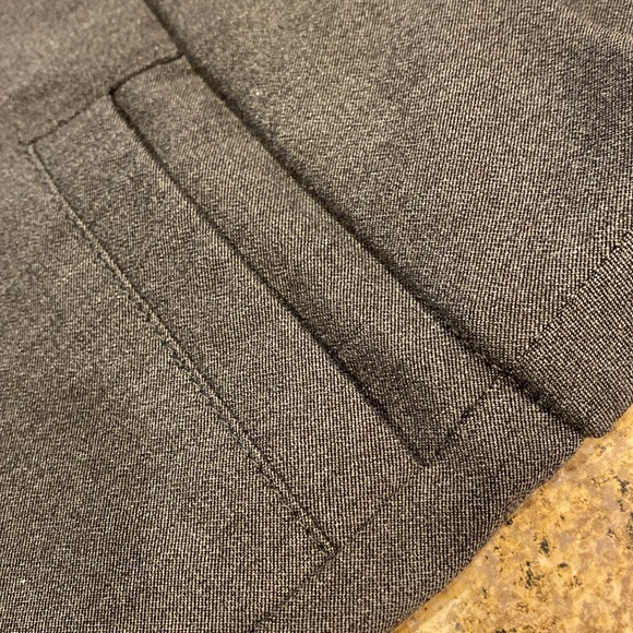 Liz Claiborne Lisa 4P Petite Pull on Gray Pants - Picture 4 of 13